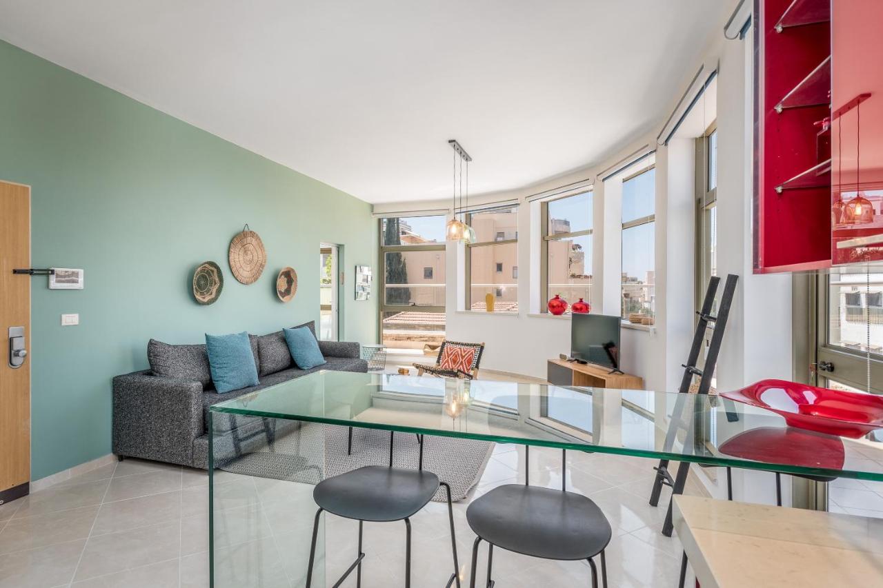 Superbe APT avec terrasse très proche de la mer ! - B&B Tel Aviv