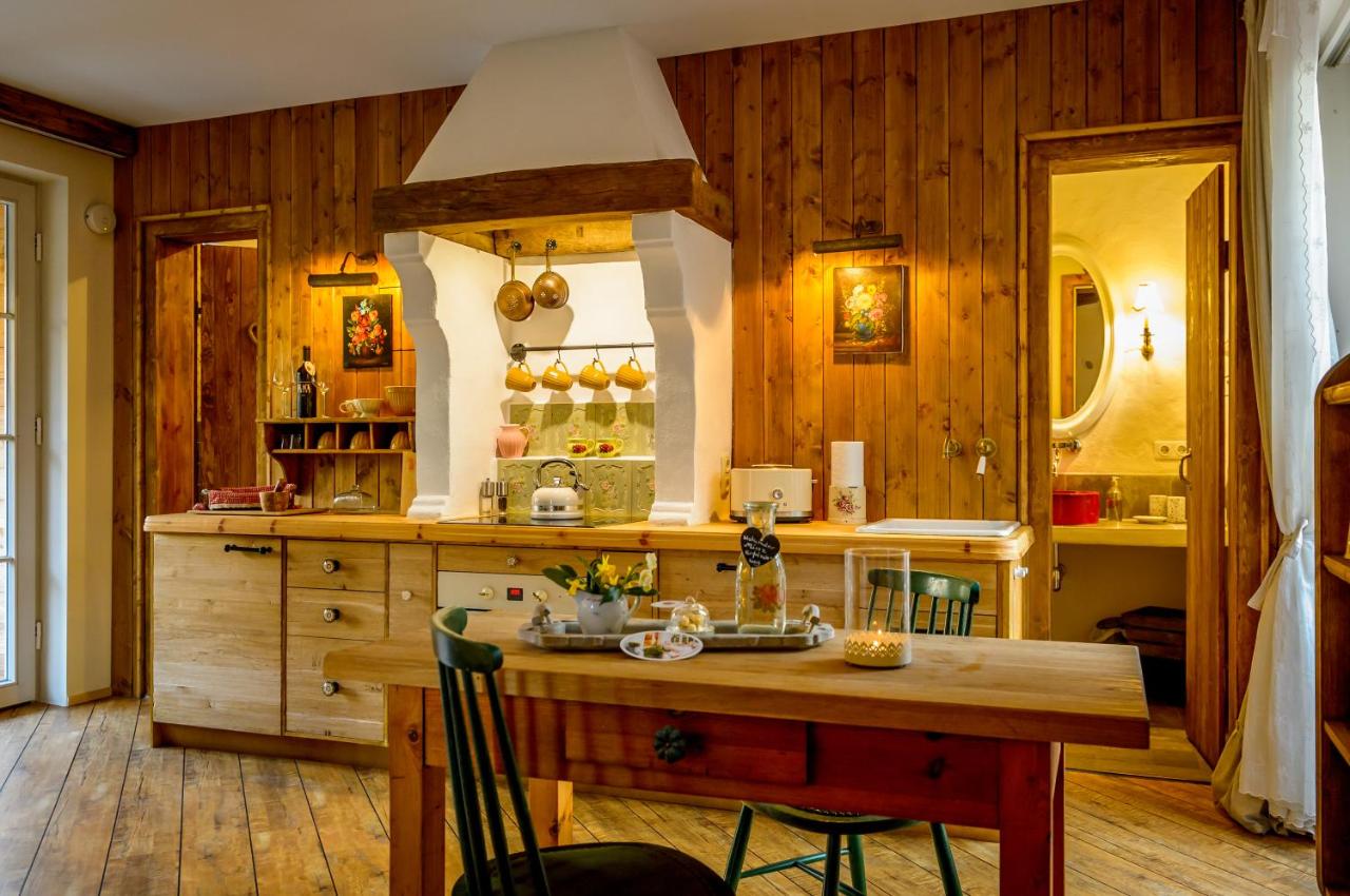 Deluxe Cottage with Garden View, Sauna and Fireplace