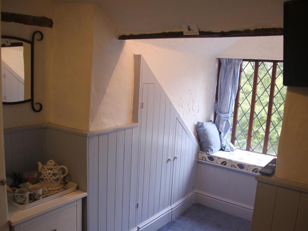 Single Room with Shower