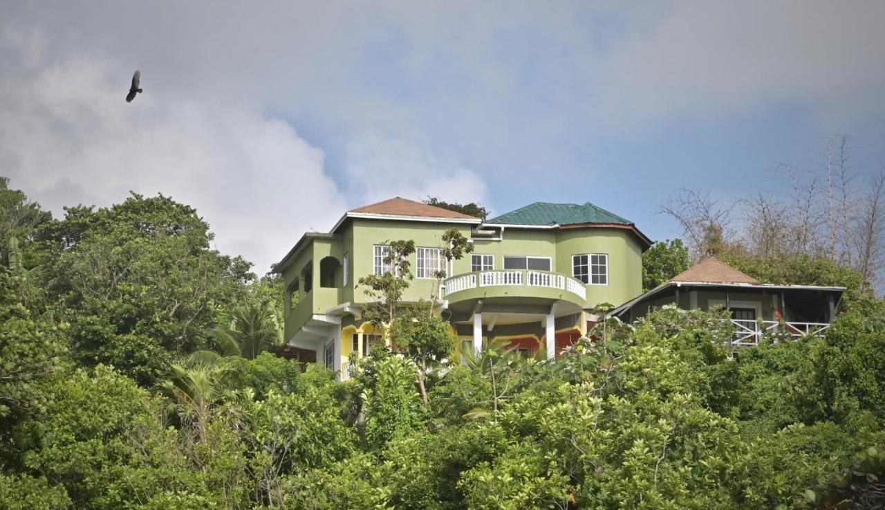 Cottage - Oceanview