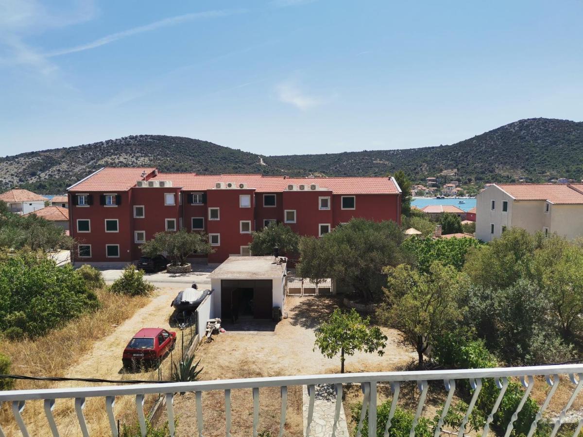 Apartmani Vinko - Ferienwohnung Vinišće