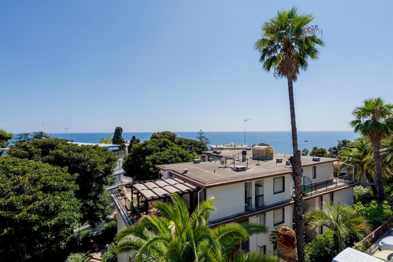 Tre Ponti Panoramic Seaview Apartment - Ferienwohnung