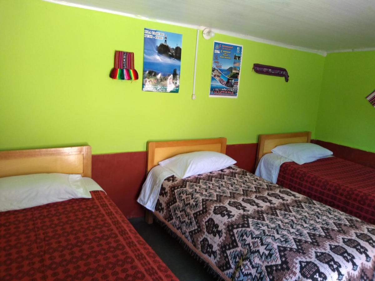 Basic Triple Room with Shared Bathroom