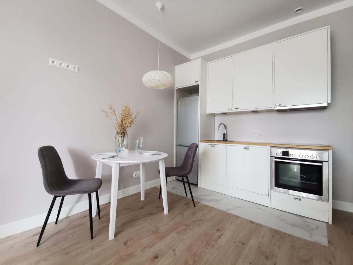 B&B Tartu - Tolstoi Scandinavian 1 bedroom apartment + free parking - Bed and Breakfast Tartu