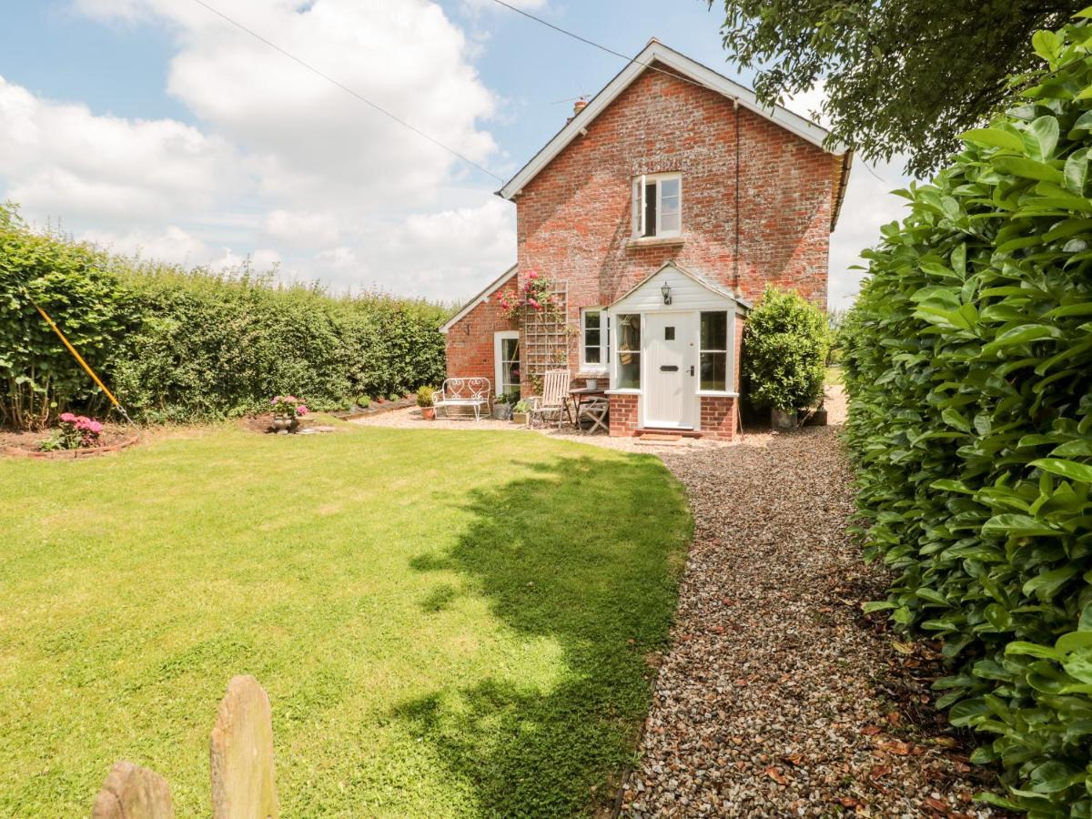 B&B Sturminster Newton - Old Rectory Cottage - Bed and Breakfast Sturminster Newton