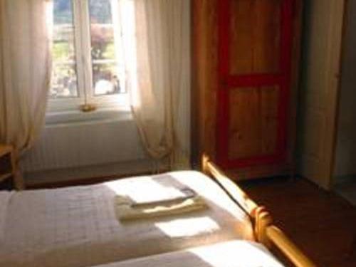 Standard Twin Room with Mountain View