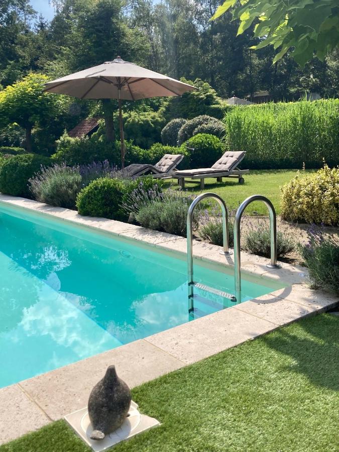 Chambre Double ou Lits Jumeaux Deluxe - Vue sur Piscine
