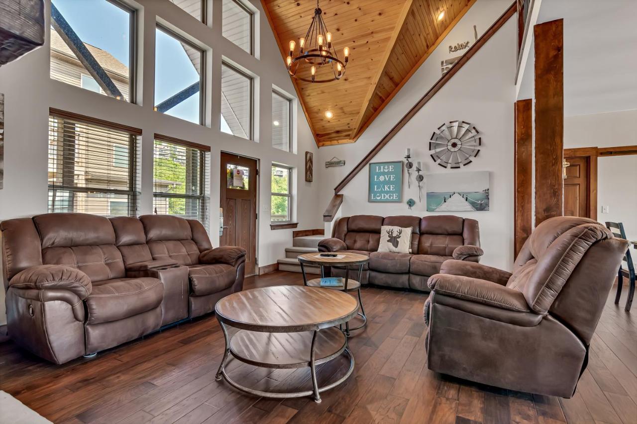 Rockwood Lake Lodge home - B&B