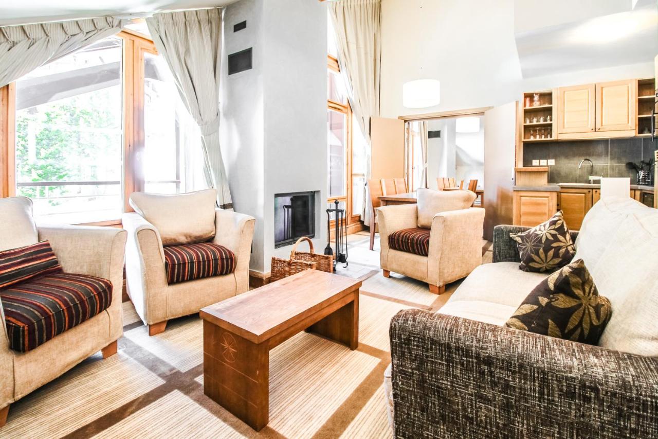 B&B Flaine - Two internally connecting 2-bed apartments with shared private entrance - Bed and Breakfast Flaine
