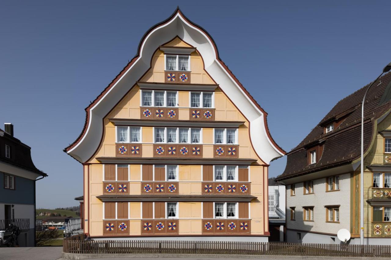 B&B Appenzell - Blattenheimat - im traditionellen Appenzeller Haus - Bed and Breakfast Appenzell