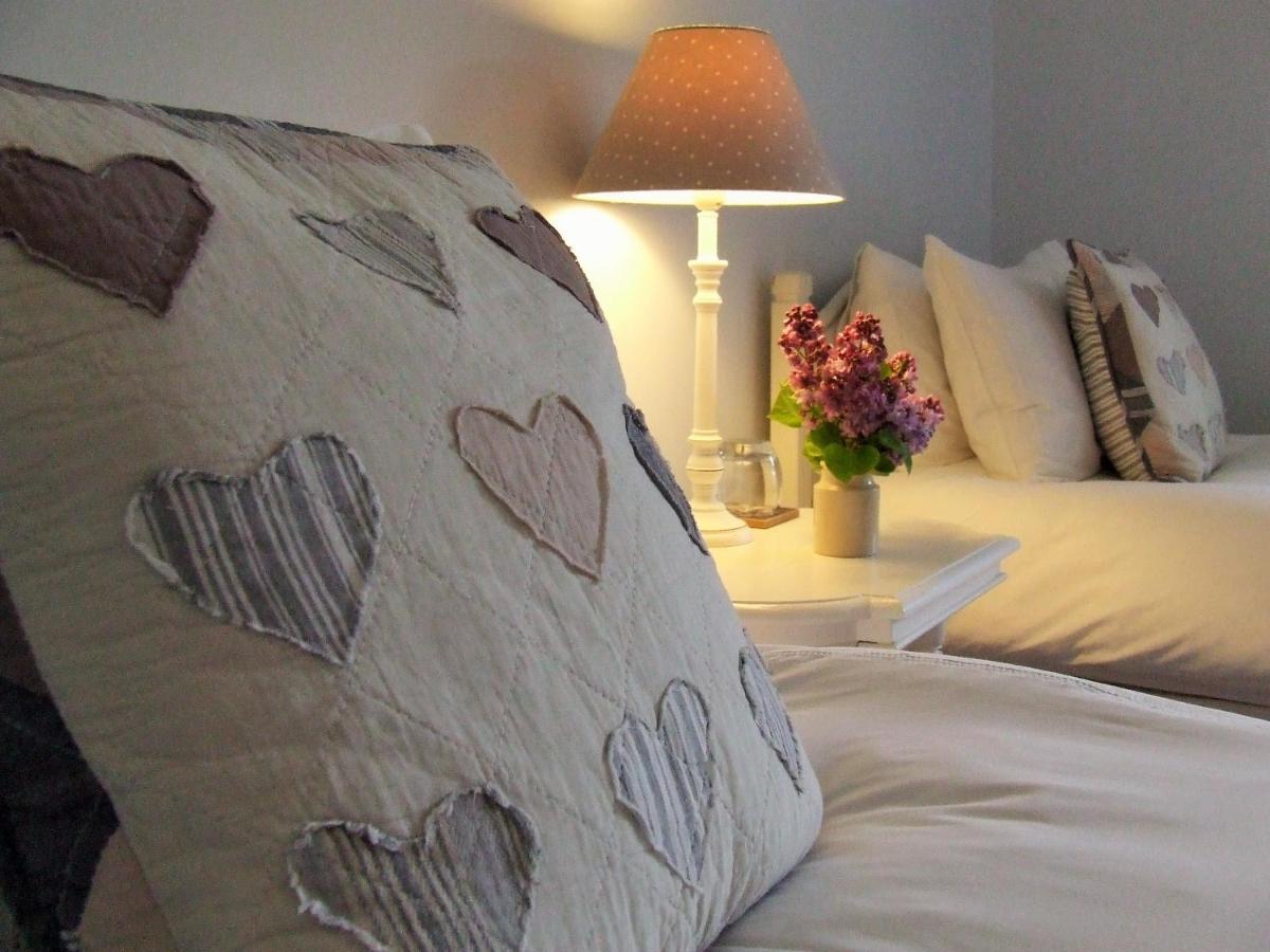 Zweibettzimmer mit eigenem Bad