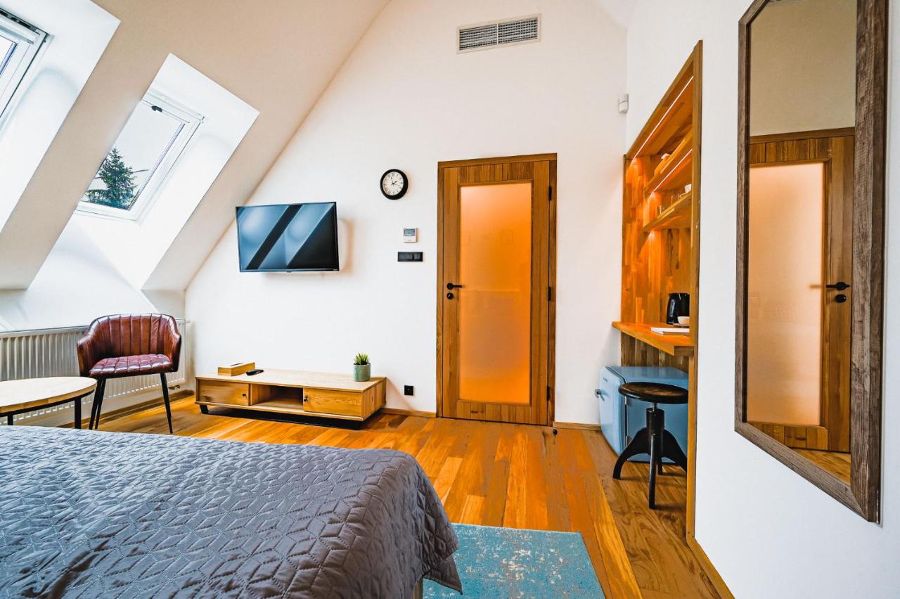 Chambre Double avec Lit d'Appoint