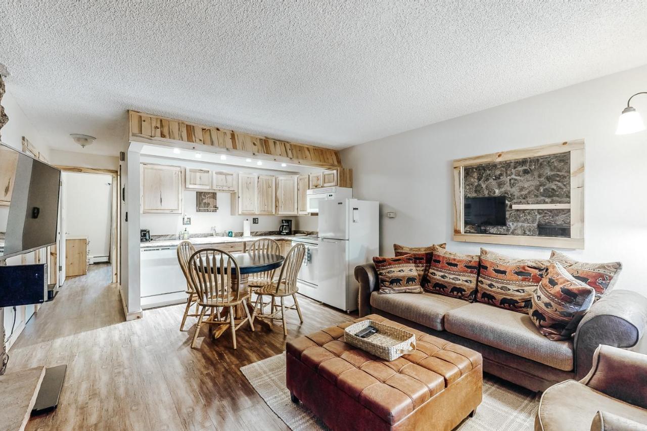 Hi Country 9-3 - B&B