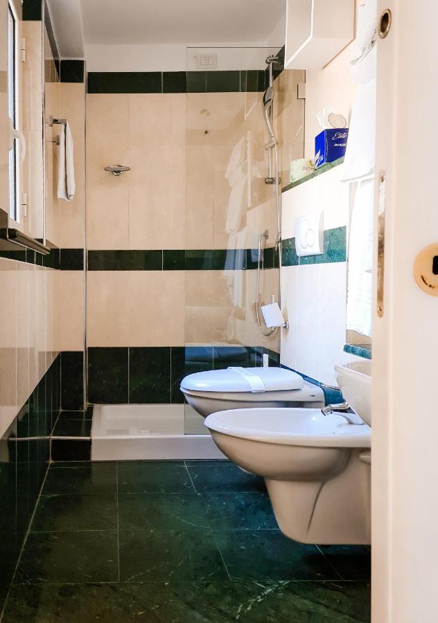 Deluxe Doppelzimmer mit Dusche