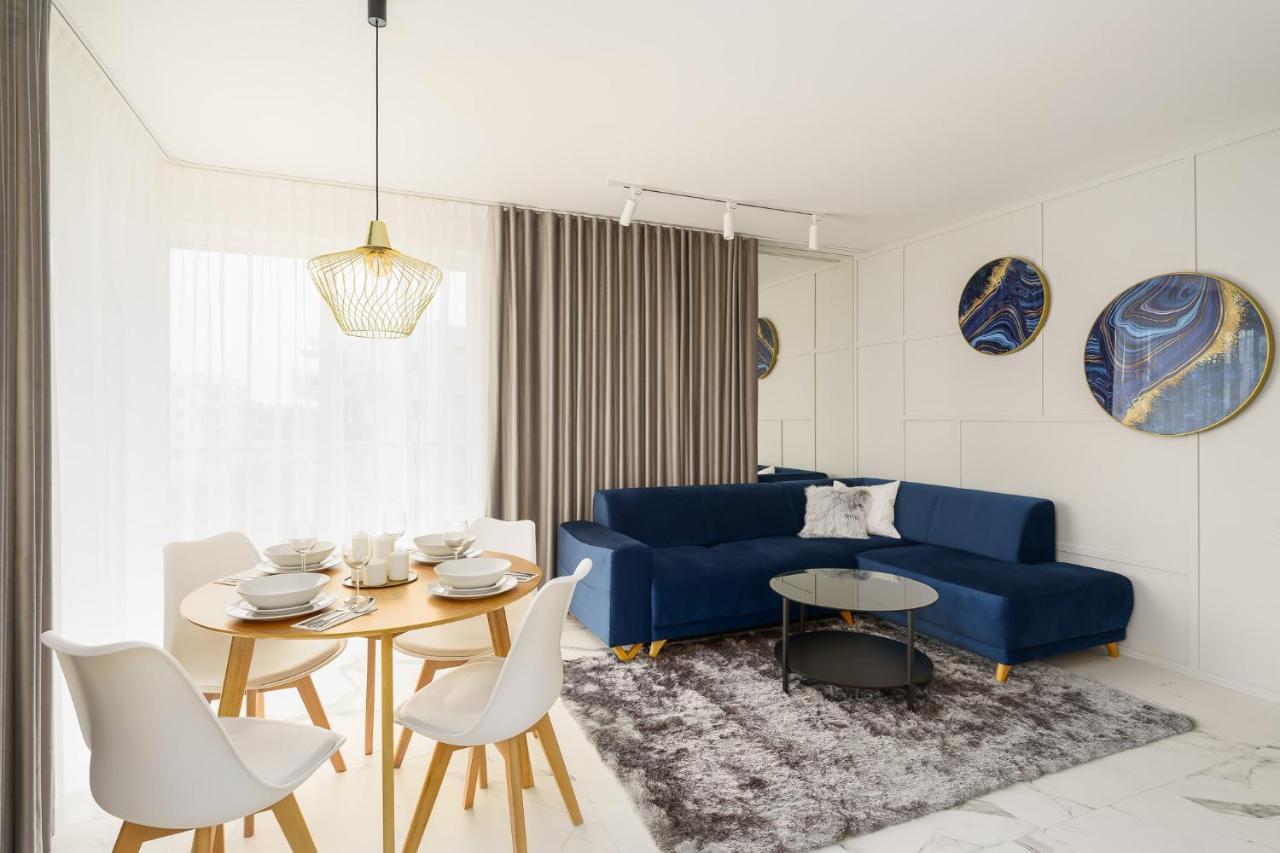 CHILLIapartamenty - Generała Maczka - LAZURYT - Chambres d’hôtes Kołobrzeg