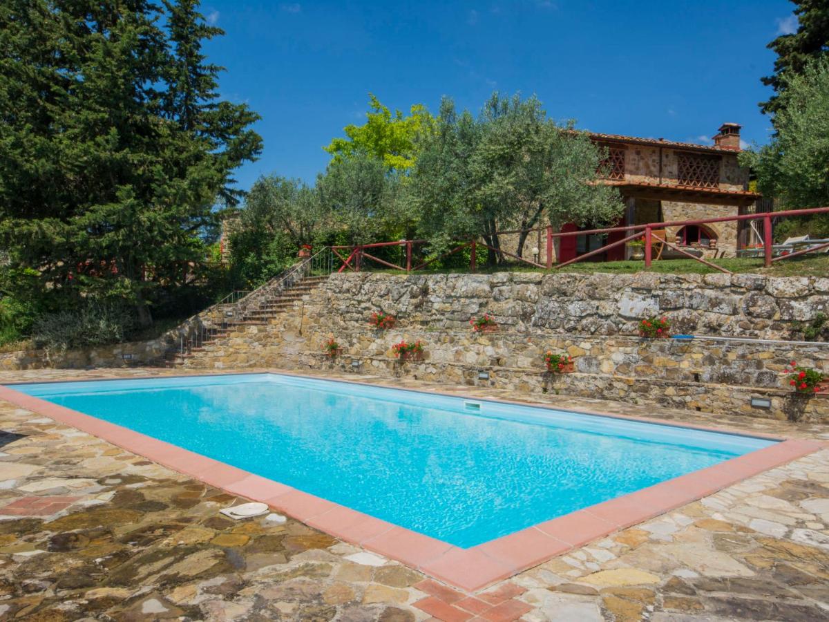 B&B Badia a Passignano - Holiday Home Badia a Passignano by Interhome - Bed and Breakfast Badia a Passignano