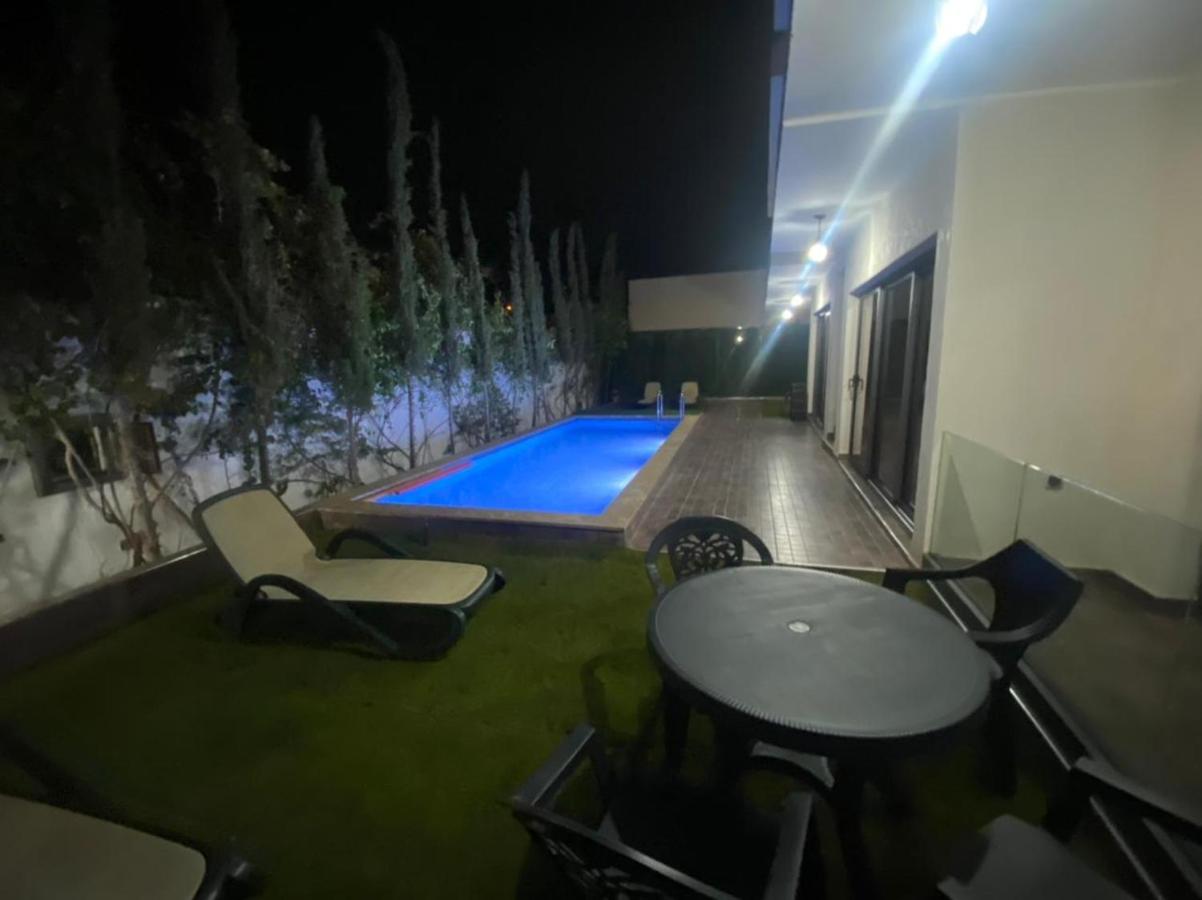 Villa con piscina privada