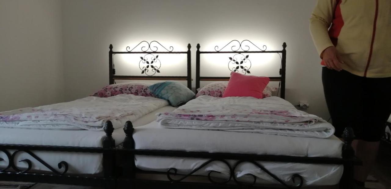Zweibettzimmer
