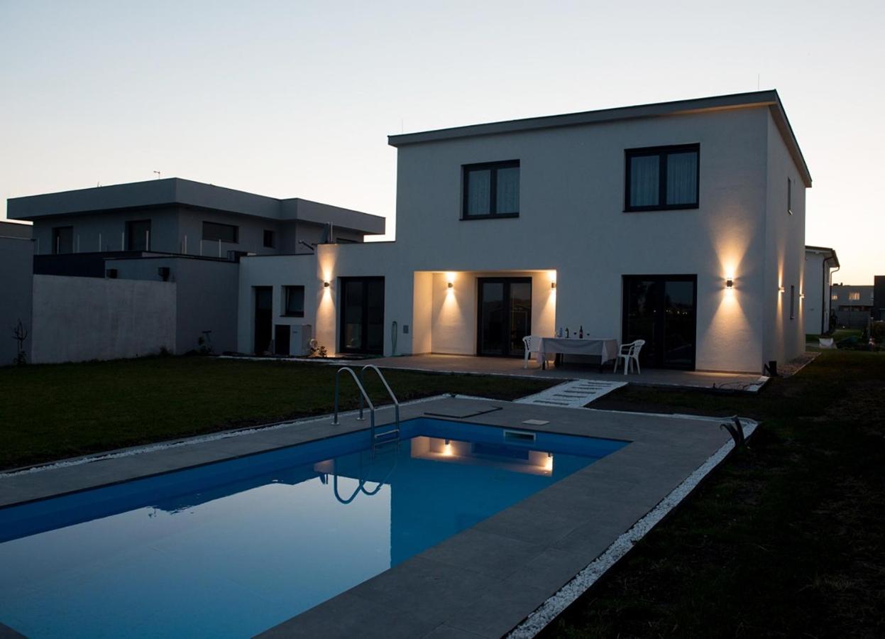 Superior Villa