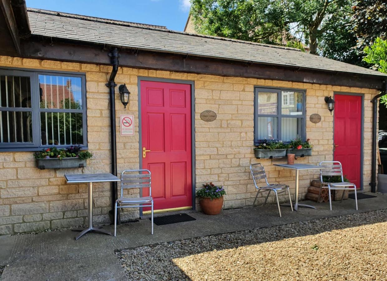Cross Swords Rooms, Skillington - Chambres d'hôtes Skillington