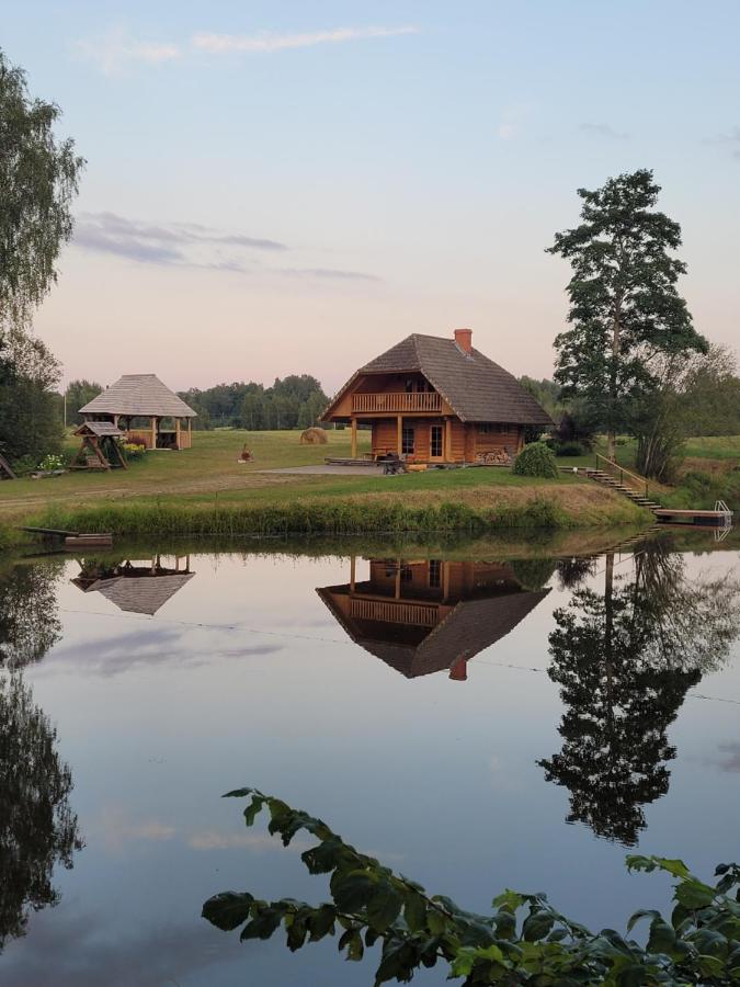 Brīvdienu māja ar pirti "Strautkalni" - B&B