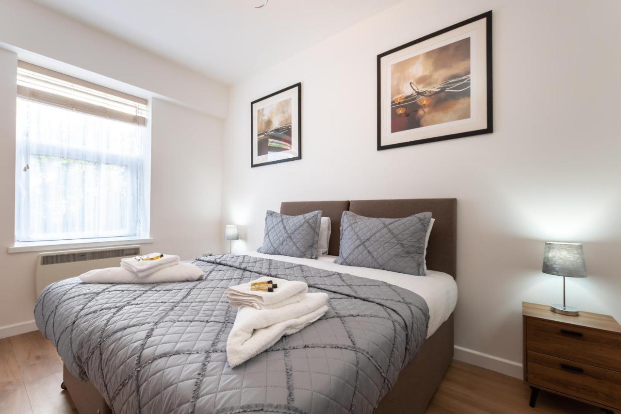 Silver Moon, 2 bedrooms apartament in Southampton Central Free Parking - B&B