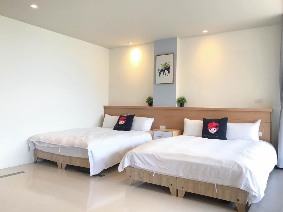 Quadruple Room with Shared Bathroom