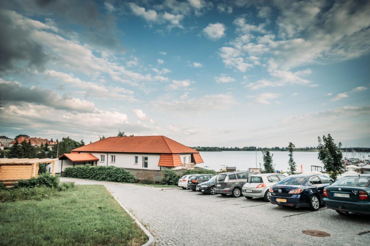 Willa Z Widokiem na Jezioro - B&B