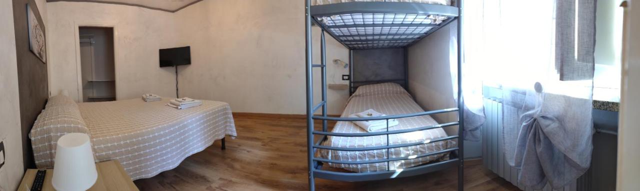 One-Bedroom Apartment with Balcony