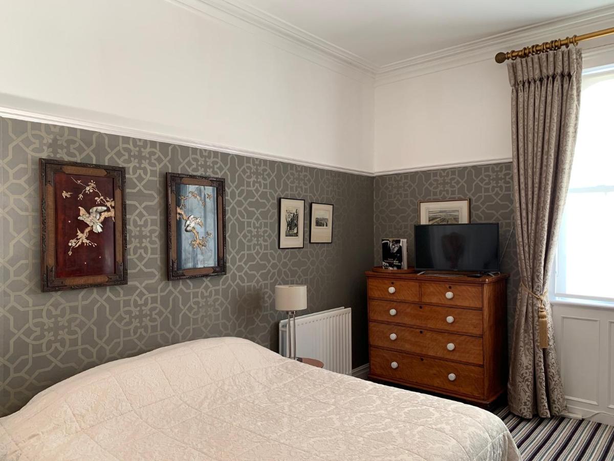 Aberley House - B&B Liverpool