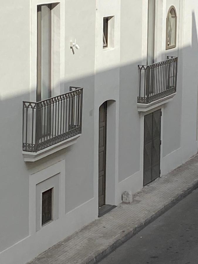 Le Finestre Su Via Roma - Apartments - Chambres d’hôtes