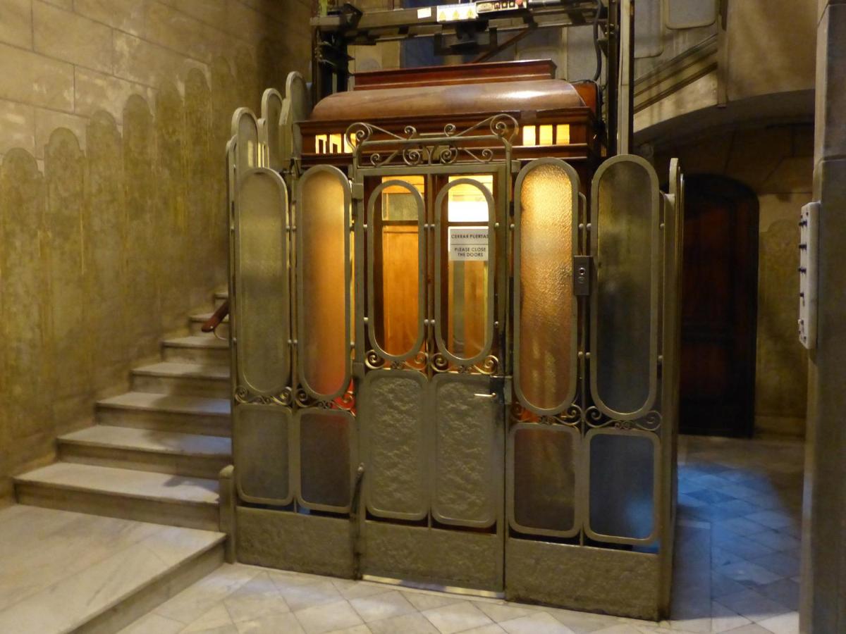 Casa Mathilda - B&B Barcelona