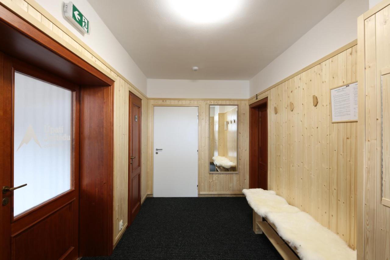 Úpatí Ještědu - apartmány - B&B Liberec