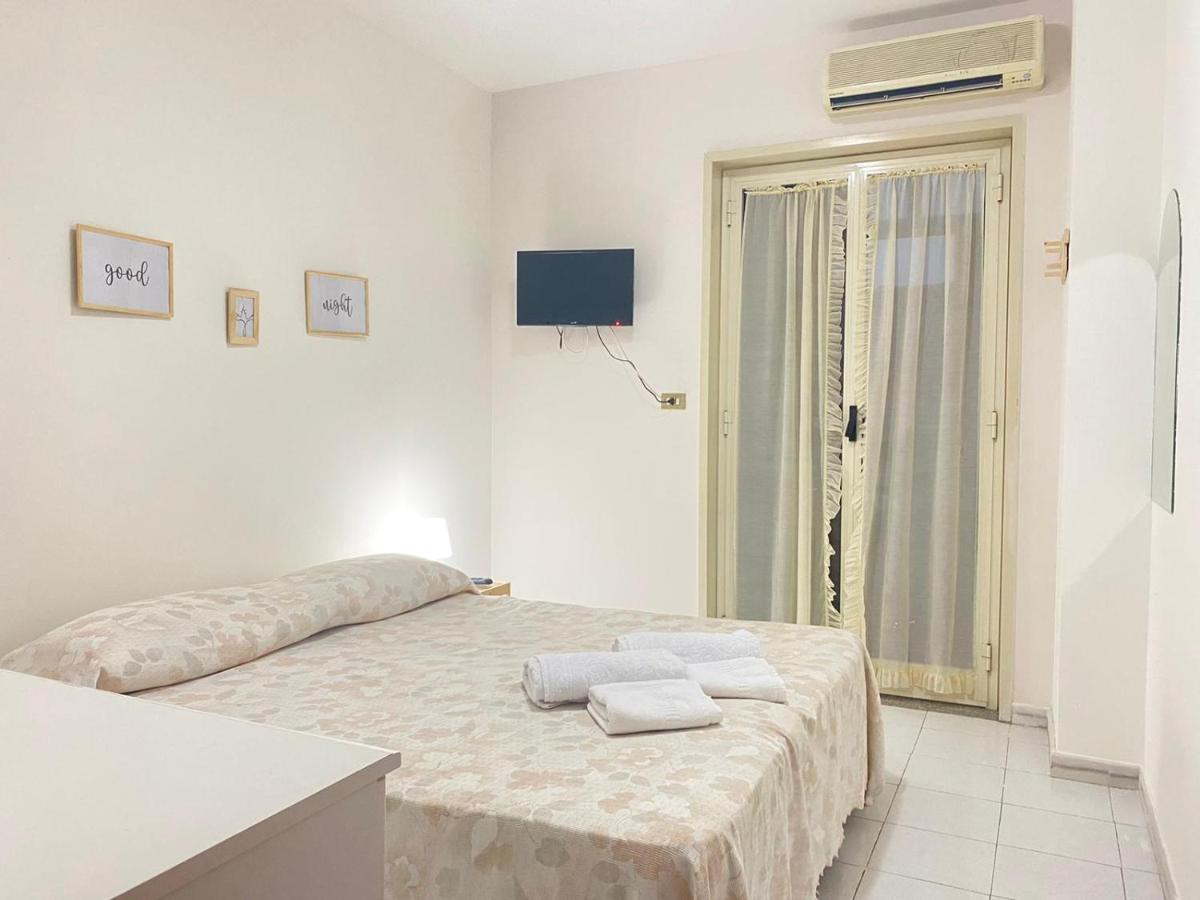 Fondachello Beach Stay - Bed and Breakfast Mascali