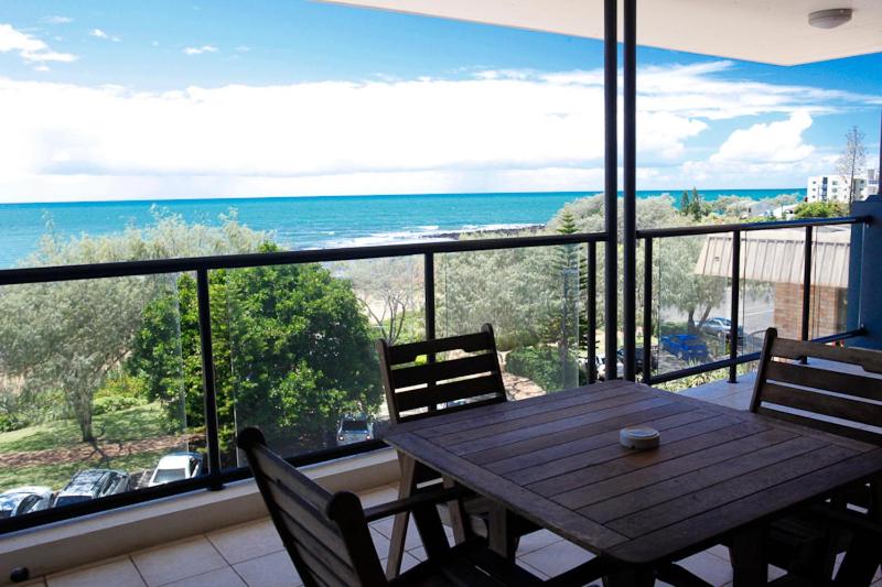 B&B Bargara - Pacific Reef by Kacys - Bed and Breakfast Bargara