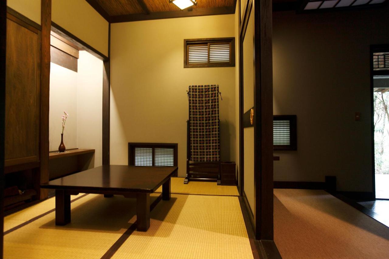 Japanese-Style Room with Open-Air Bath