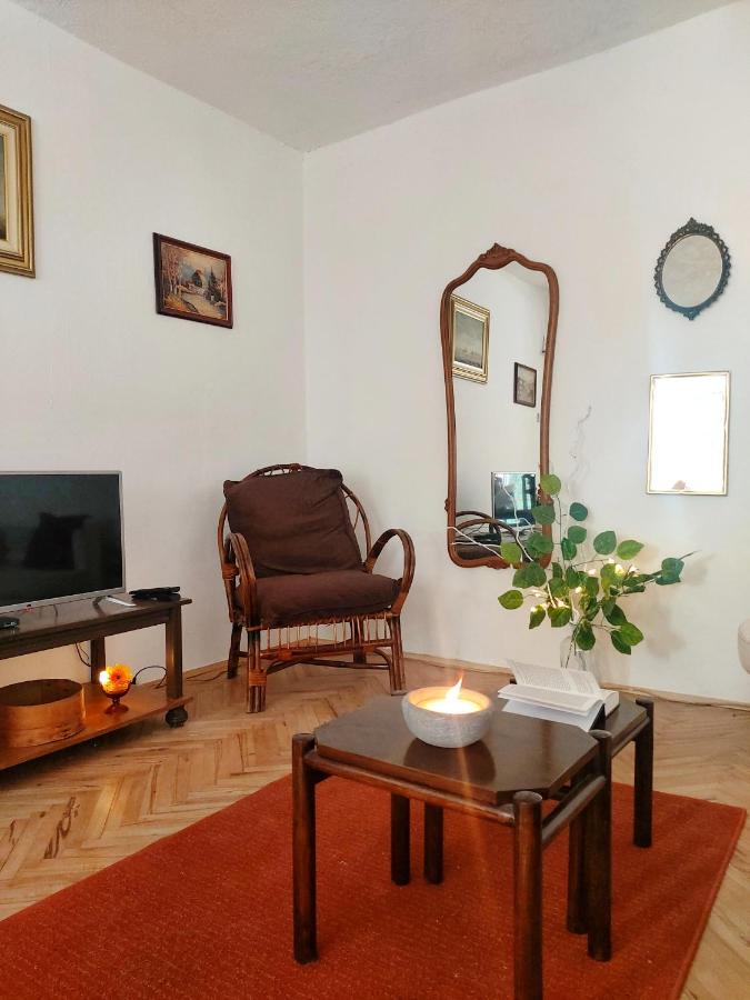 Sunshine house - Ferienwohnung Pančevo