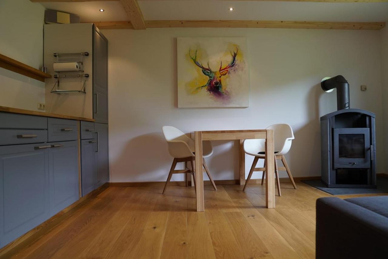 Ruhiges Ferienhaus am Waldrand mit Sauna und Kamin - Hellaberg II - Ferienwohnung