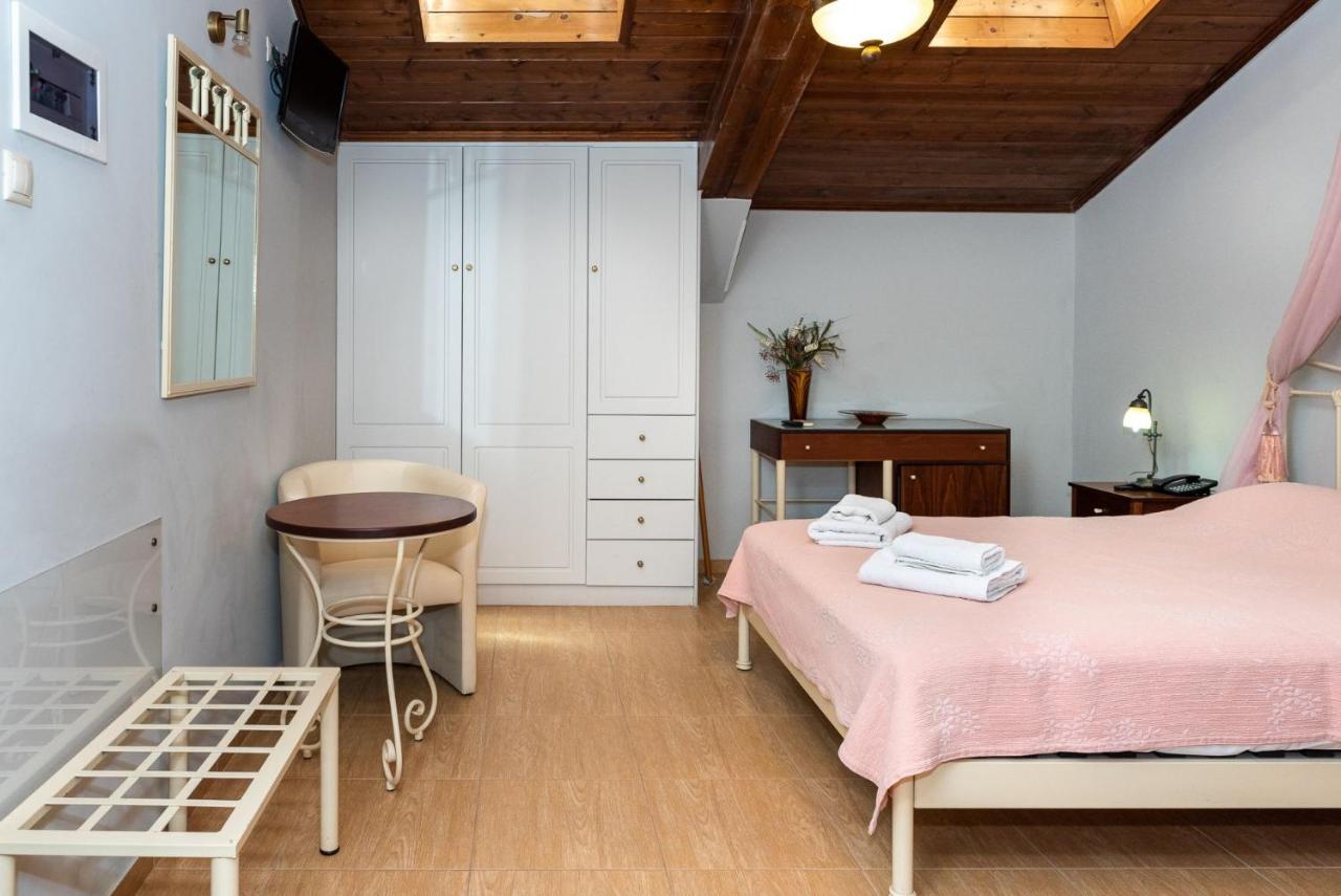 Economy Double Room