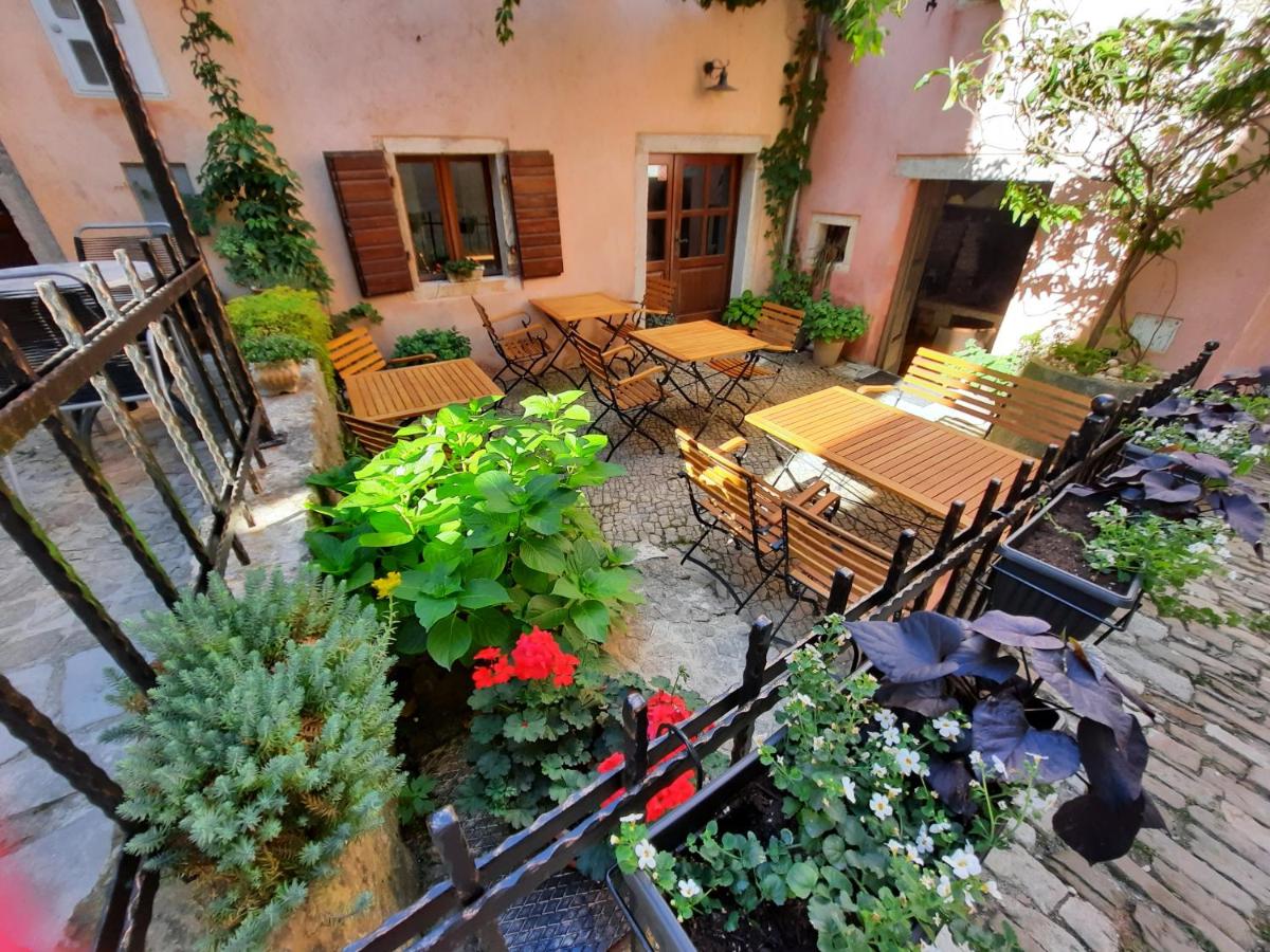 B&B Montona - Bed & Breakfast Antico - Bed and Breakfast Montona