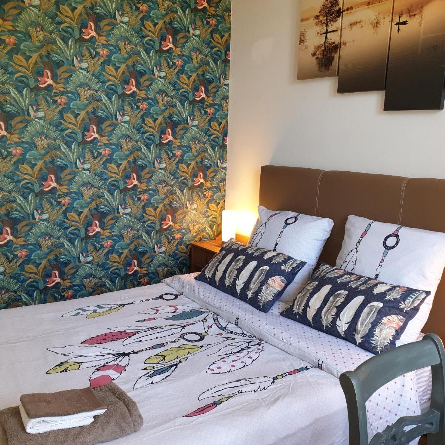 Chambre privée dans une maison avec piscine - B&B Tournefeuille
