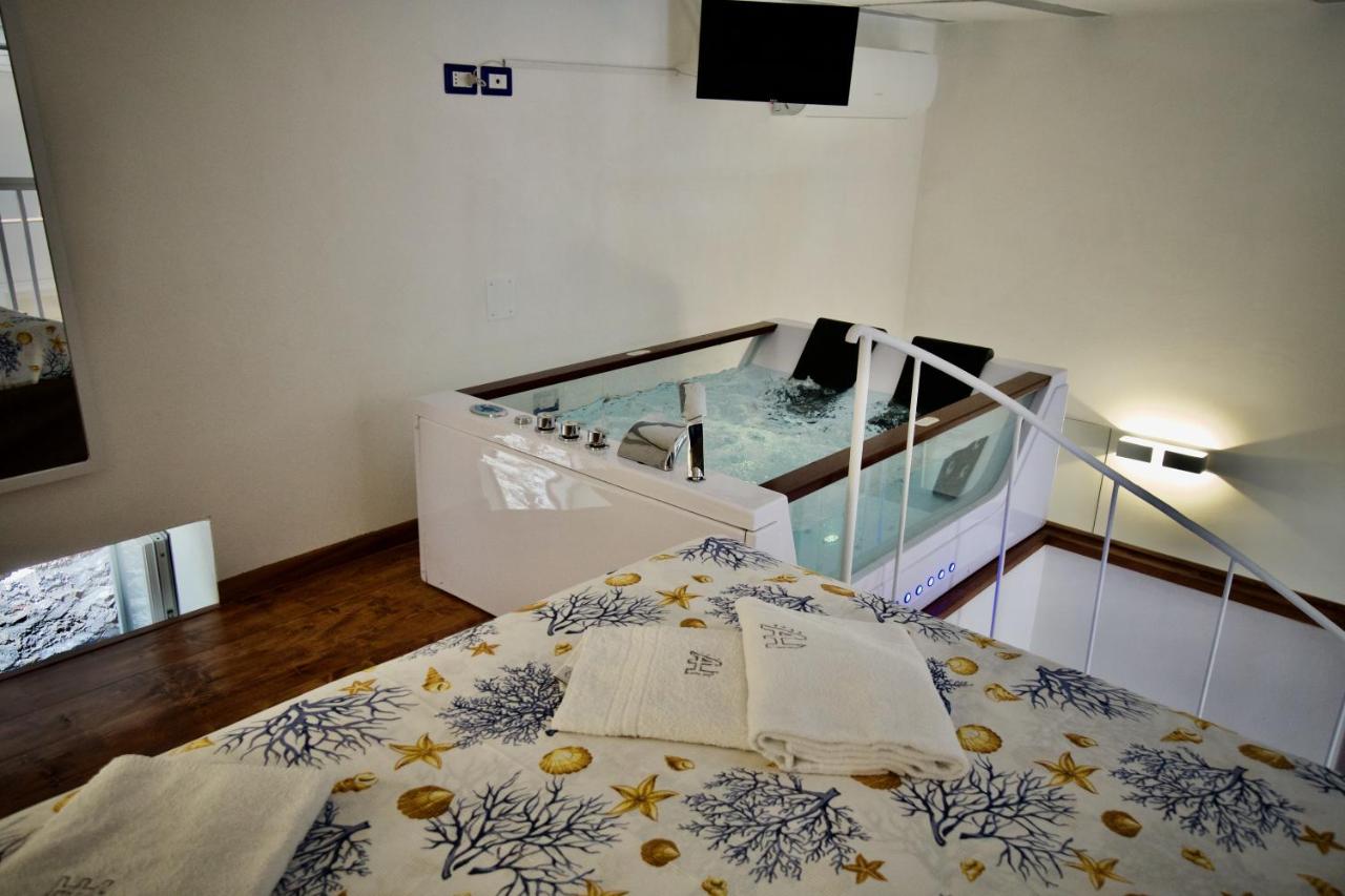 B&B Ischia - Maja Apartment with jacuzzi - Bed and Breakfast Ischia