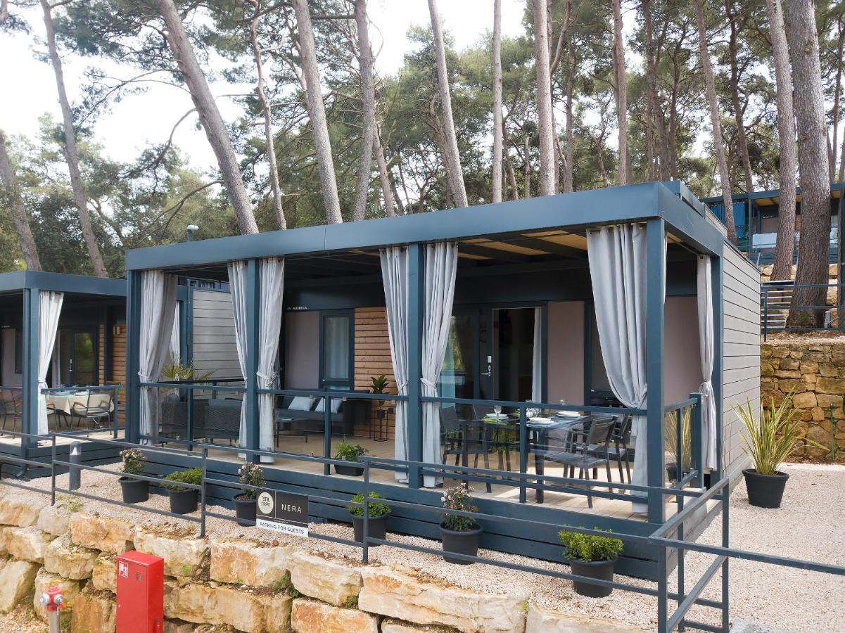 TOTAL ESCAPE Mobile Home NERA Camp Porton Biondi - B&B