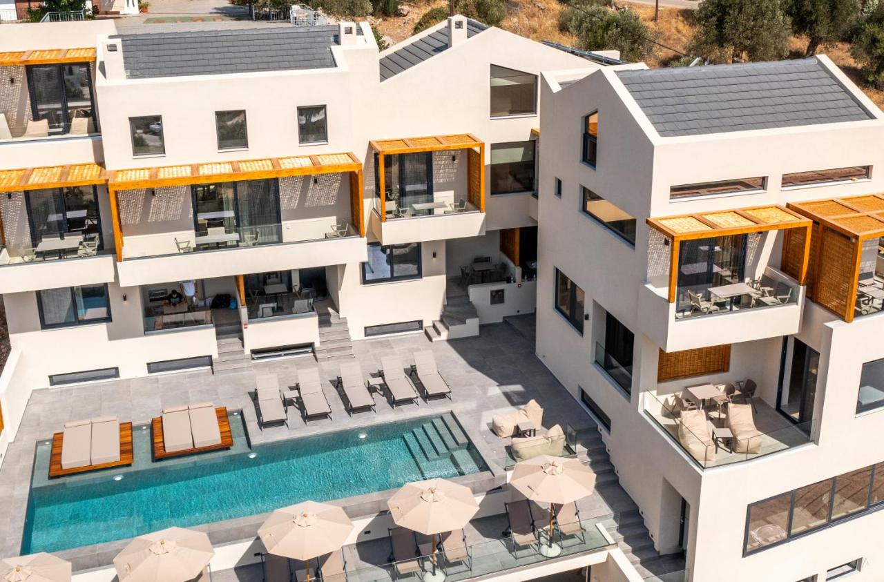 Elivia Boutique Suites - B&B
