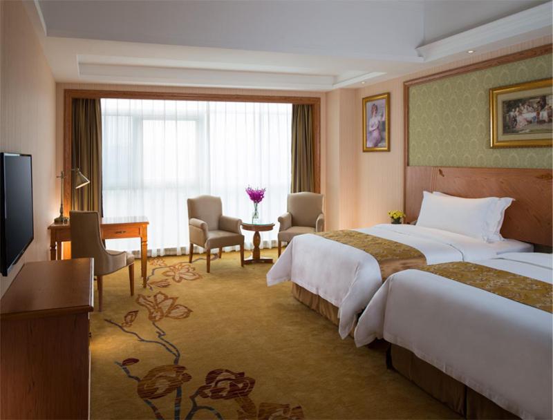 B&B Longgang District - Vienna International Hotel Shenzhen Longgang Lilang - Bed and Breakfast Longgang District