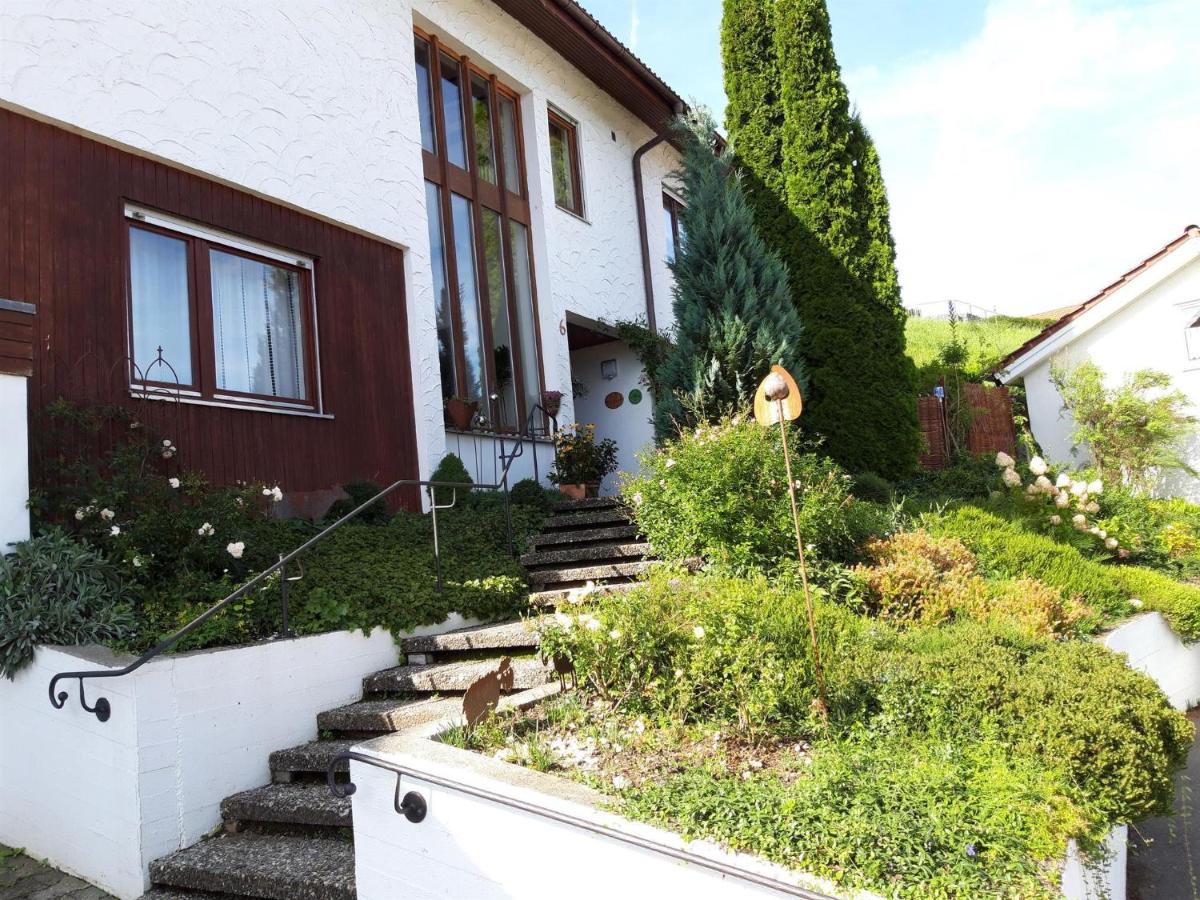 B&B Wangen im Allgäu - Ferienwohnung Rosa Müller - Bed and Breakfast Wangen im Allgäu