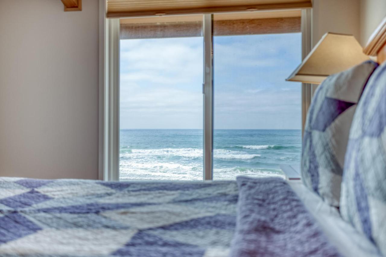 Breakers Beach House 7 - Meredith Lodging - B&B