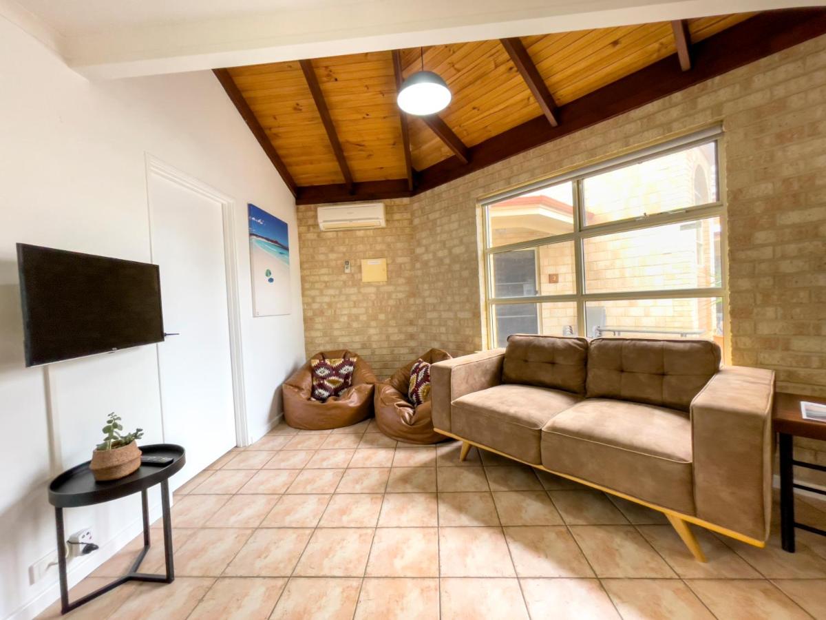 Two-Bedroom Apartment (9 Guests)