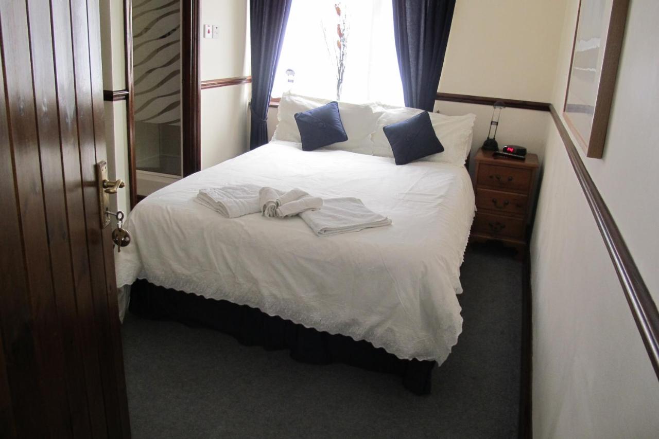 Doppelzimmer mit eigenem Bad