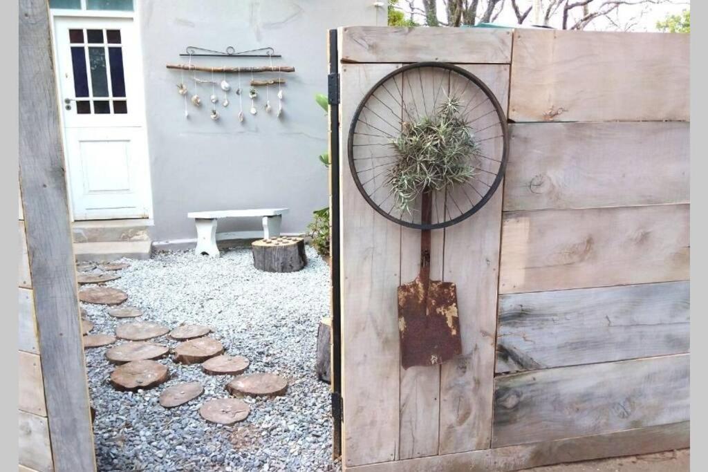 The Homestead - Simple Farm-Style Accommodation - B&B